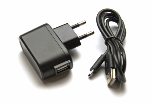 Billede af strømforsyning inklusive Micro USB kabel til MiniVision 2